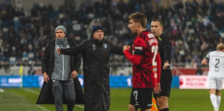 Талалаев признался, что регулярно извиняется перед арбитрами