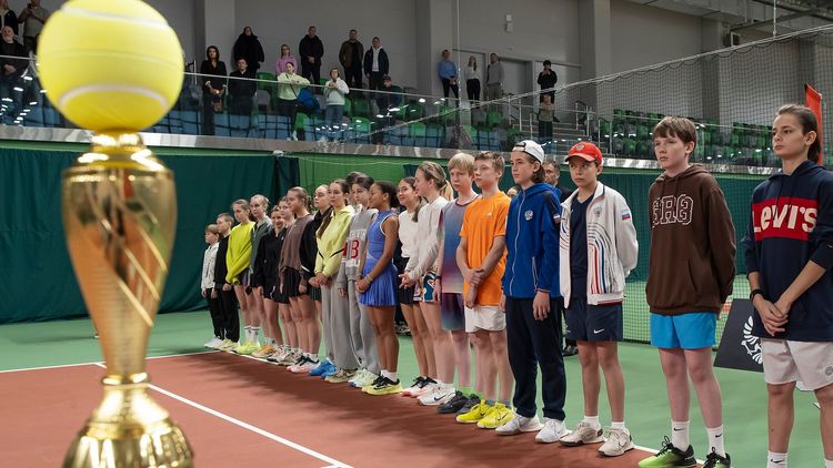 Более 100 юных спортсменов сыграют на теннисном турнире в Петербурге