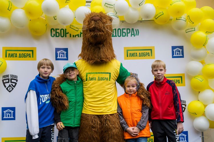 С дворовой площадки – в Лужники!