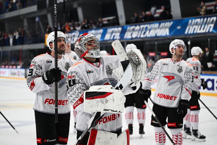 Сопин считает, что на «Авангард» оказывается сильное давление в плей-офф Кубка Гагарина