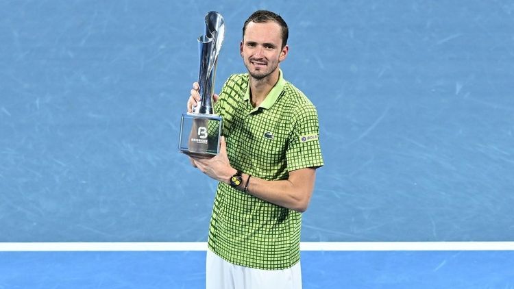 Разъяренный медведь возвращается? Даниил Медведев стал чемпионом Брисбена