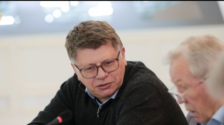 Генеральный директор ФХР Курбатов ответил про аналогичный турнир с ЧМ по хоккею для сборной России