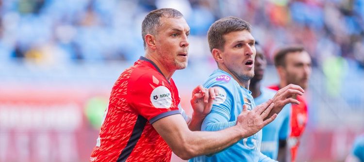 Соболев бросил вызов Дзюбе. Кто из них круче в этом сезоне?
