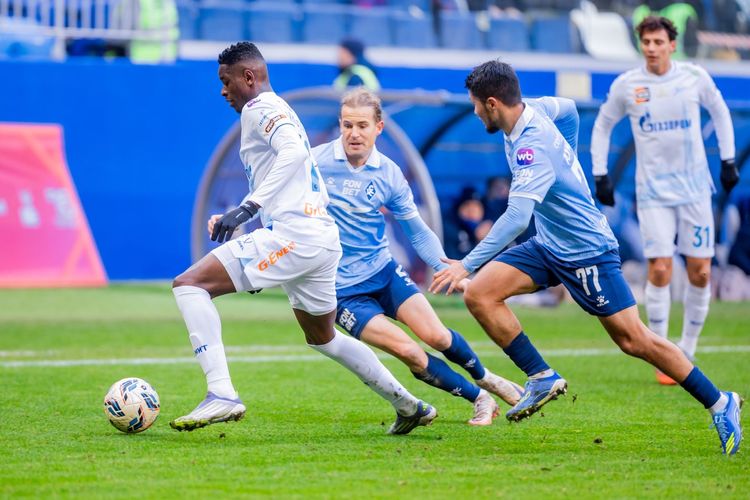 Энрике Зенит.jpg