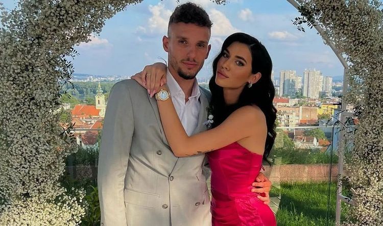 Эракович с девушкой.jpg