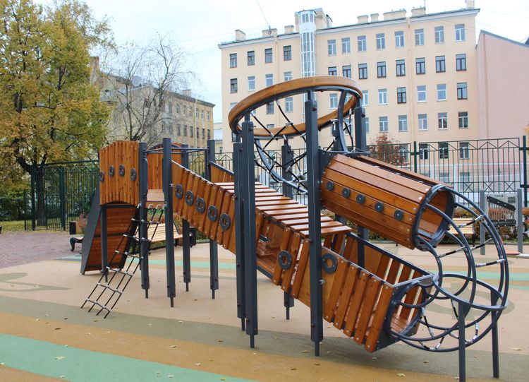 Горка-саксафон.JPG