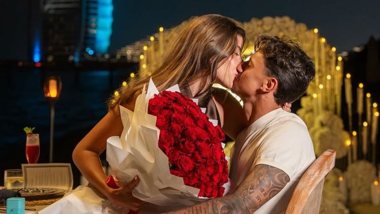 В «Зените» минус еще один холостяк. Мантуан сделал предложение своей девушке