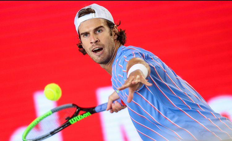 Хачанов обыграл Баутисту-Агутина и вышел в 3-й раунд «Мастерса» в Майами 