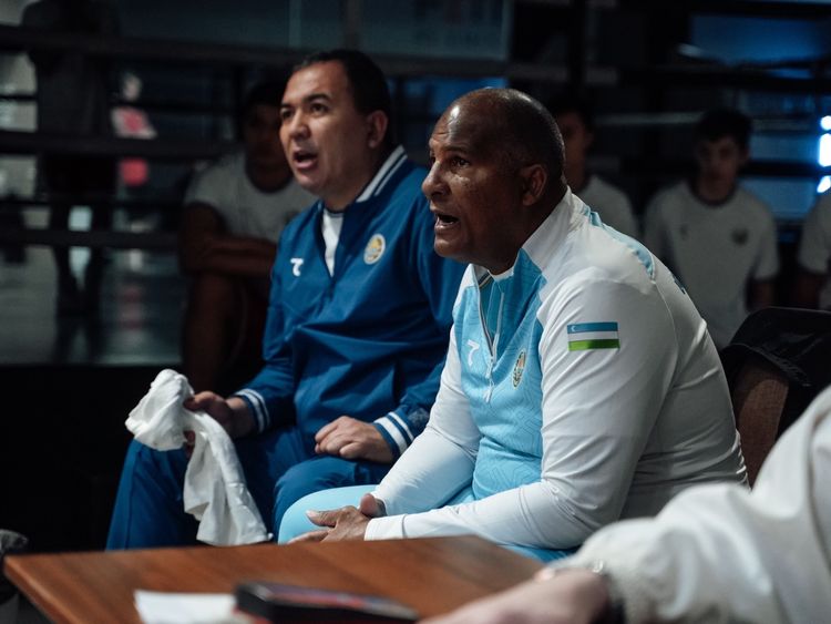 Тренер сборной Узбекистана Хулио Ли Эчаварриа: Моя карьера сложилась благодаря Институту имени Лесгафта