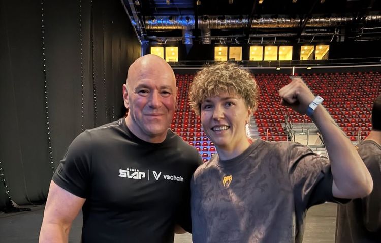 Алексееву уволили из UFC