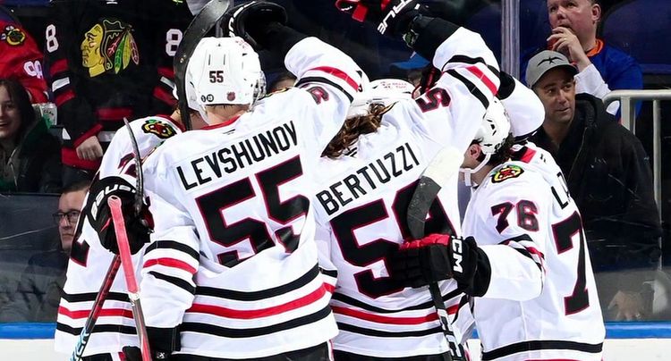 Гол Михеева помог «Чикаго» обыграть «Айлендерс» на выезде