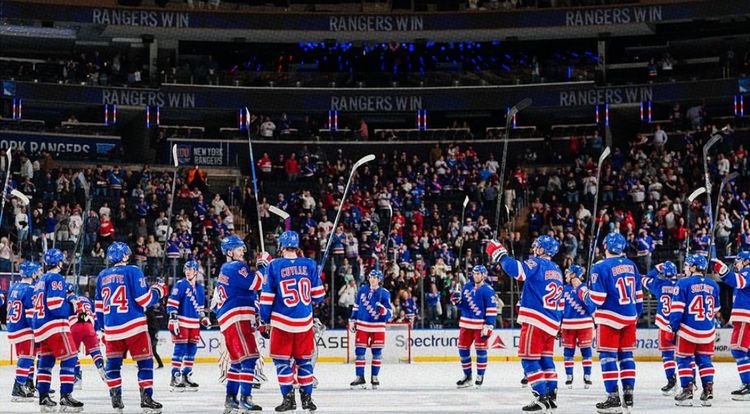 Панарин набрал 3 очка и помог «Лос-Анджелесу» обыграть «Торонто» в овертайме