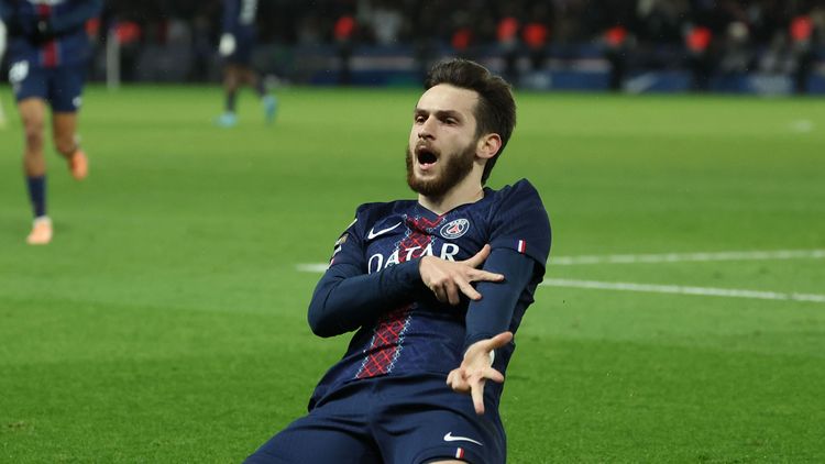 Хвича Кварацхелия повторил антирекорд Лиги чемпионов