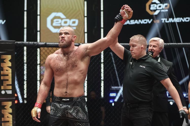 Даниил Мацола: Не позволяю себе лишнего, чтобы не позорить родителей и религию
