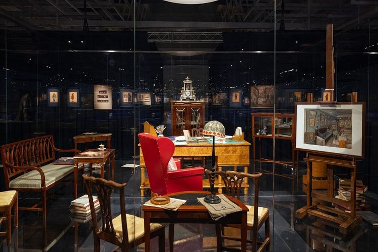 Манеж Бенуа_2.jpg