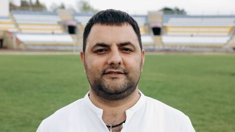 «Прошли во Вторую лигу не по переговорам». Интервью с президентом луганской «Зари»
