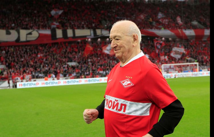 В штаб-квартире ФИФА приспустили российский флаг в память о Никите Симоняне
