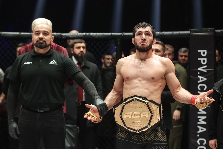 ACA 198: ночь, где титулы удерживают не по очкам, а по характеру