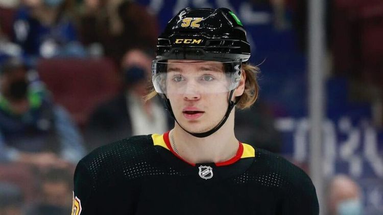 Подколзин забил, но «Эдмонтон» проиграл «Каролине»
