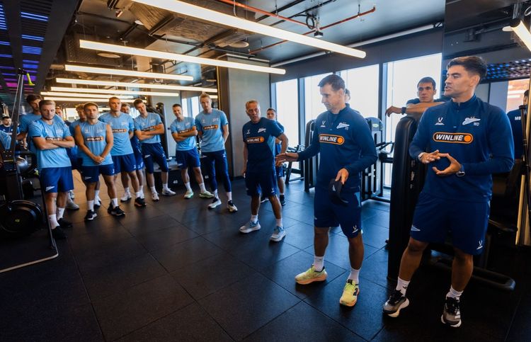 «Два года без чемпионства будет немного больно». Интервью с Семшовым по ситуации в «Зените»