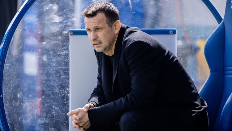 Семак поспорил с журналистом о фоне вокруг «Зенита». Почему сине-бело-голубые всех раздражают