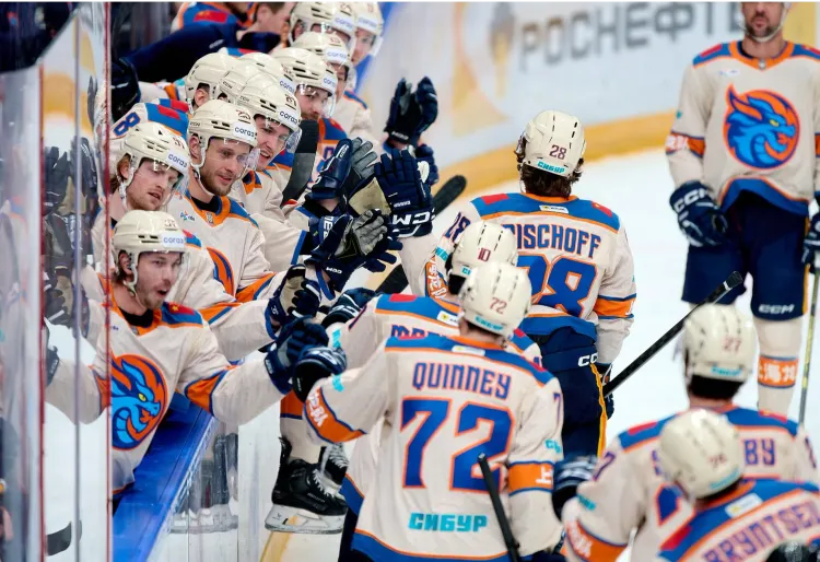 «Шанхайские Драконы» одолели «Сочи» в КХЛ и сократили отрыв от СКА
