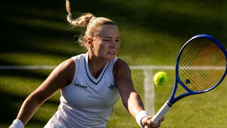 Шнайдер не смогла выйти в четвертьфинал турнира WTA-500 в Брисбене