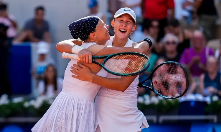 Шнайдер и Андреева вышли в четвертьфинал турнира WTA 1000 в Риме 