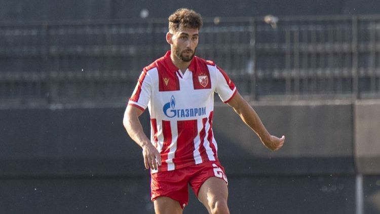 Тикнизян ответил красивым голом на плевок с трибун в матче Кубка Сербии «Нови-Пазар» - «Црвена Звезда»
