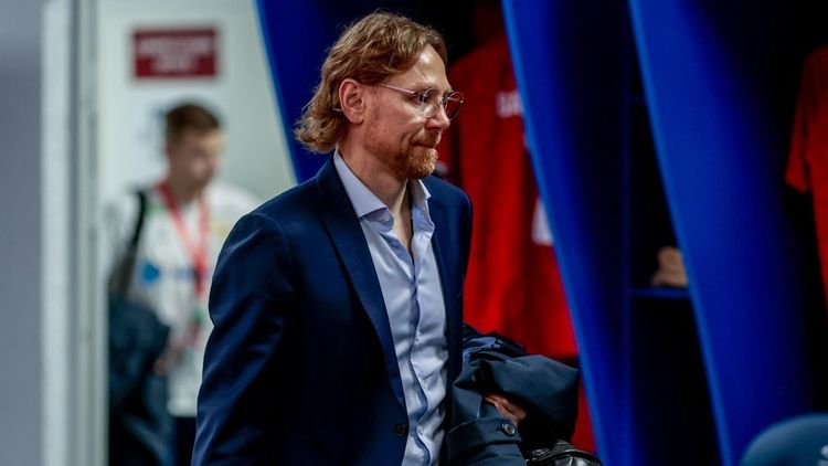 Дорогостоящий отдых, европейский тур. Чем занимается Карпин после ухода из «Динамо»