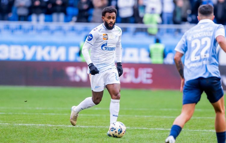 Семак высказался о частых опозданиях Вендела на сборах «Зенита»