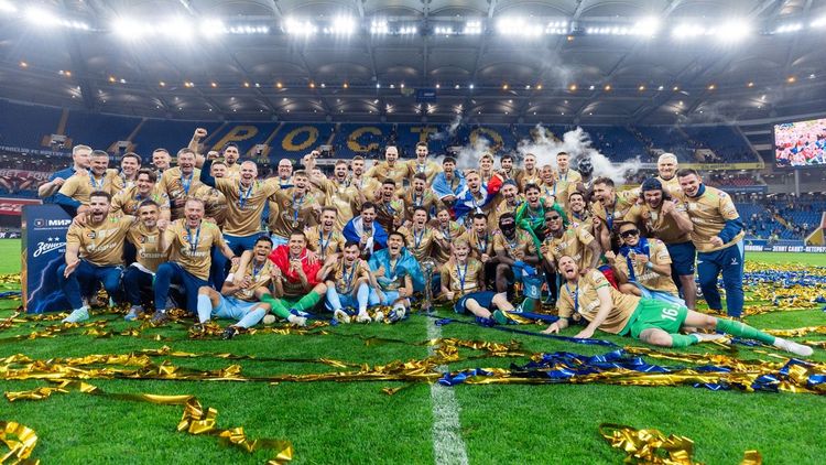 Чемпионский «Зенит» ушел в отпуск. Что дальше ждет команду Семака