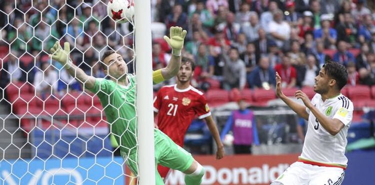 Игра Акинфеева и слезы Смолова