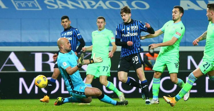 Миранчук стабильно забивает за «Аталанту». Почему в Италии им недовольны?