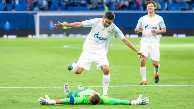 «Зенит» — «Тосно»: локальные задачи вместо большого дерби