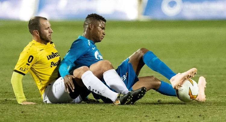 На фоне Люксембурга. Как Вильмар Барриос и Ярослав Ракицкий дебютировали в «Зените»