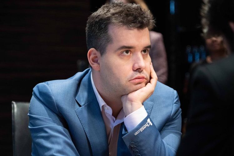 Непомнящий сыграл вничью с Анишем Гири на Grand Chess Tour в Бухаресте