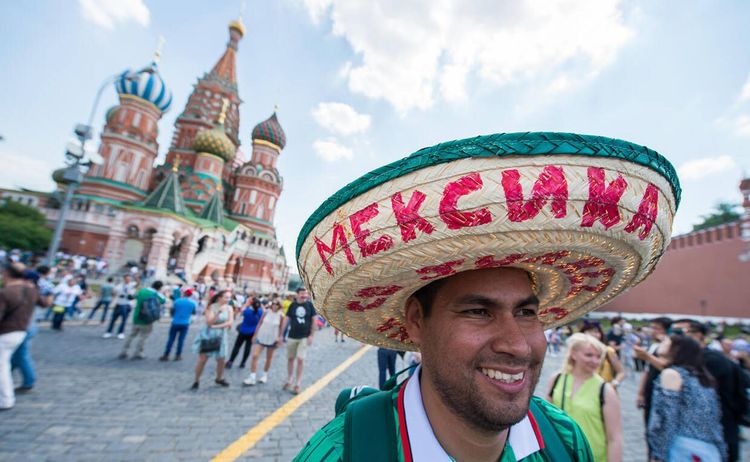 Ждем в гости мексиканцев на автобусе La Cucaracha
