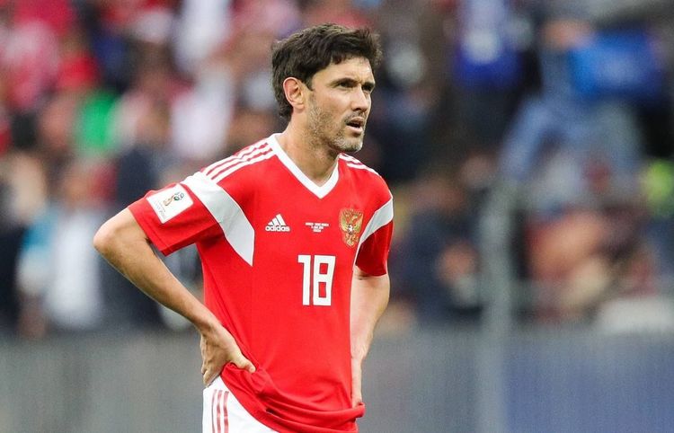 Черчесов помогает «Зениту» и семье израильского тренера