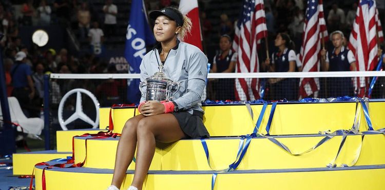 Японка с ракеткой погналась за Криштиану Роналду