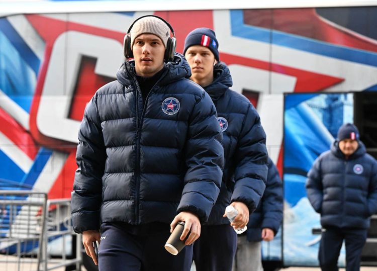 «Задача минимум – топ-4 Запада». Форвард СКА Дишковский – о регулярном чемпионате КХЛ