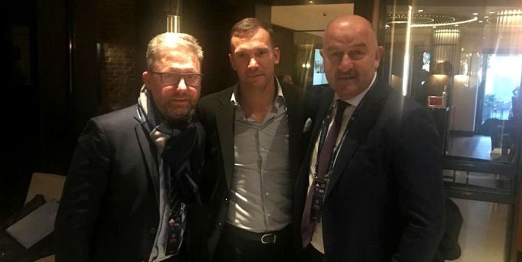 В России нет игроков, но Черчесова все равно критикуют и ставят в пример Украину Шевченко