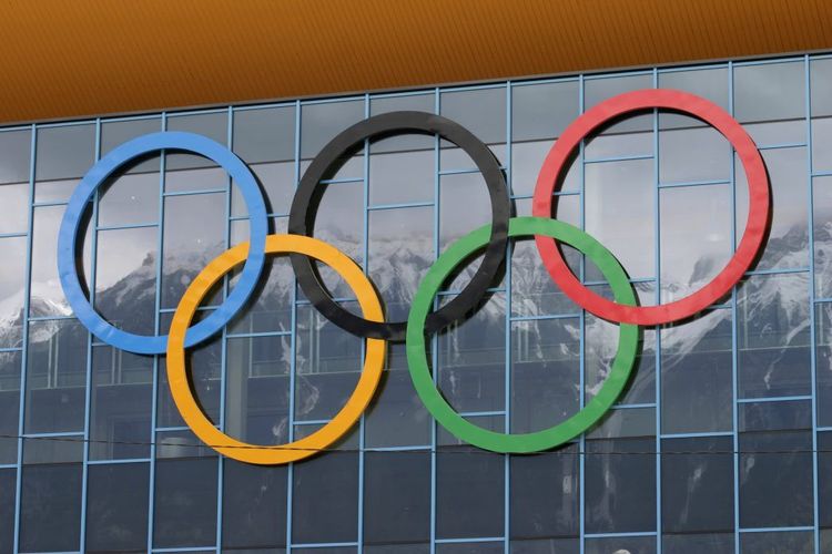Махачев раскритиковал Олимпиаду из-за отсутствия россиян