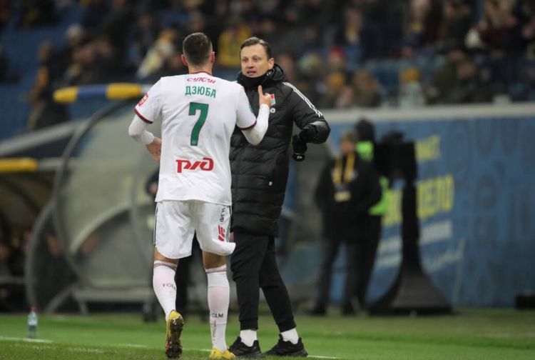 Стала известна зарплата Дзюбы в РПЛ. Он получает как запасной!