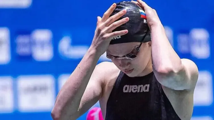 «Выбирай любую дату и город». Певец Лазарев пригласил Гайфутдинову на концерт