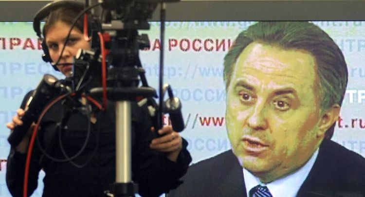«Спорт День за Днем»-2010. Виталий Мутко отвечает на наши вопросы после провала в Ванкувере. Он реально висел на волоске