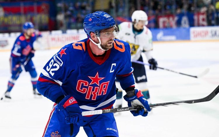 Дебют Кузнецова за СКА: вышел с капитанской нашивкой, не забил с игры, но принес победу