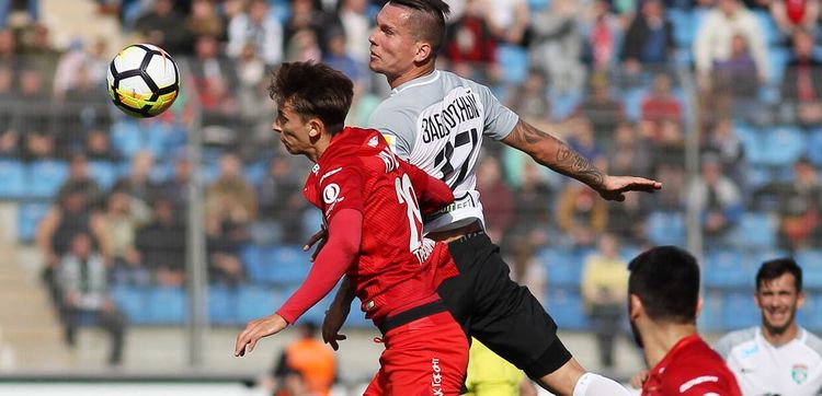 В сборную вызвали. А «Тосно» кто спасать будет?!