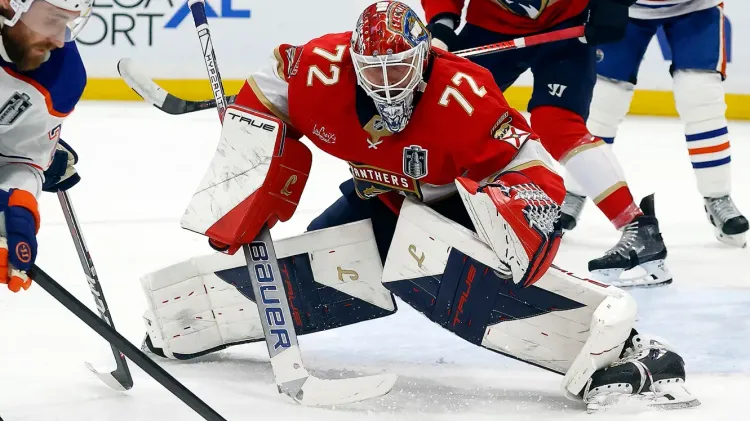 «Флорида» Бобровского опустилась на последнее место в конференции, проиграв «Торонто»