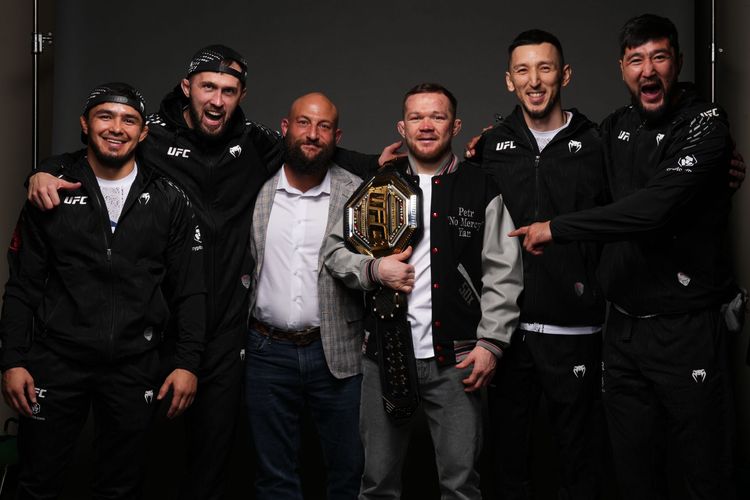 Чимаев - о Двалишвили vs Ян: Потрясающий бой